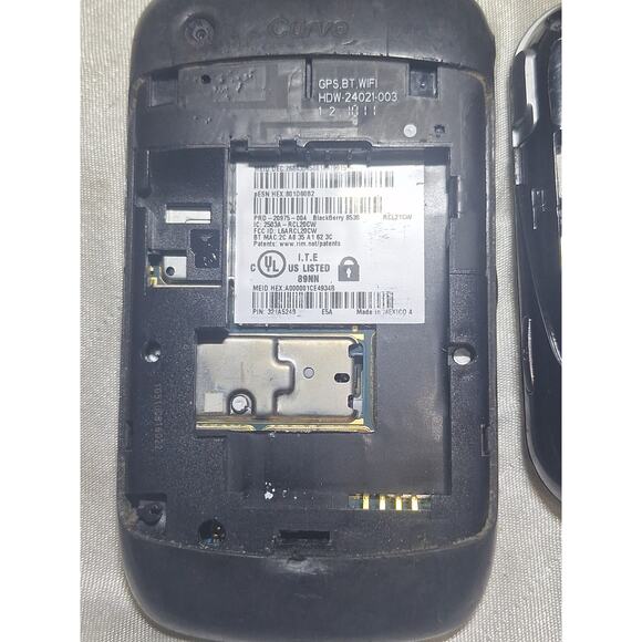 Vintage Cell Phone Lot – BlackBerry Curve 8530, Storm2 9550, LG MN240 Parts Only - Picture 4 of 7